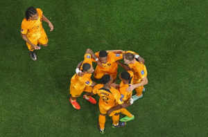 Read more about the article 世界盃>>甩開小組賽糟糕表現漸入佳境 荷蘭：盼在世界盃低調前進