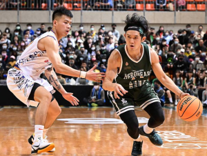 Read more about the article T1>>聯盟最大規模衝突懲處出爐!! 陳孝榕、蔣淯安遭禁賽 魔獸沒事!!!