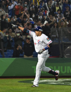 Read more about the article 經典賽>>台灣「抗義」背水一戰!! 吳念庭：壓力能激發潛能!?