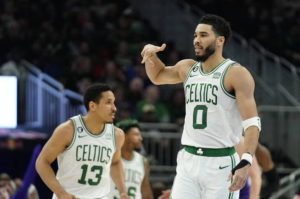 Read more about the article NBA>>聯盟龍頭慘遭血洗！公鹿41分差不敵綠衫軍!?