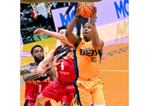 Read more about the article T1》特攻48分鐘窒息戰 痛宰太陽48分!?